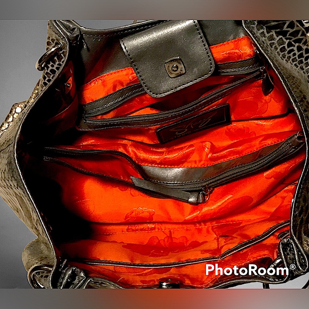 Sharif genuine leather 😍 - Picture 10 of 16